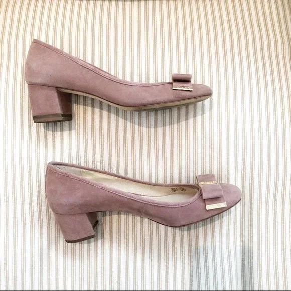 Michael Kors Kiera Pumps - Picture 2 of 9